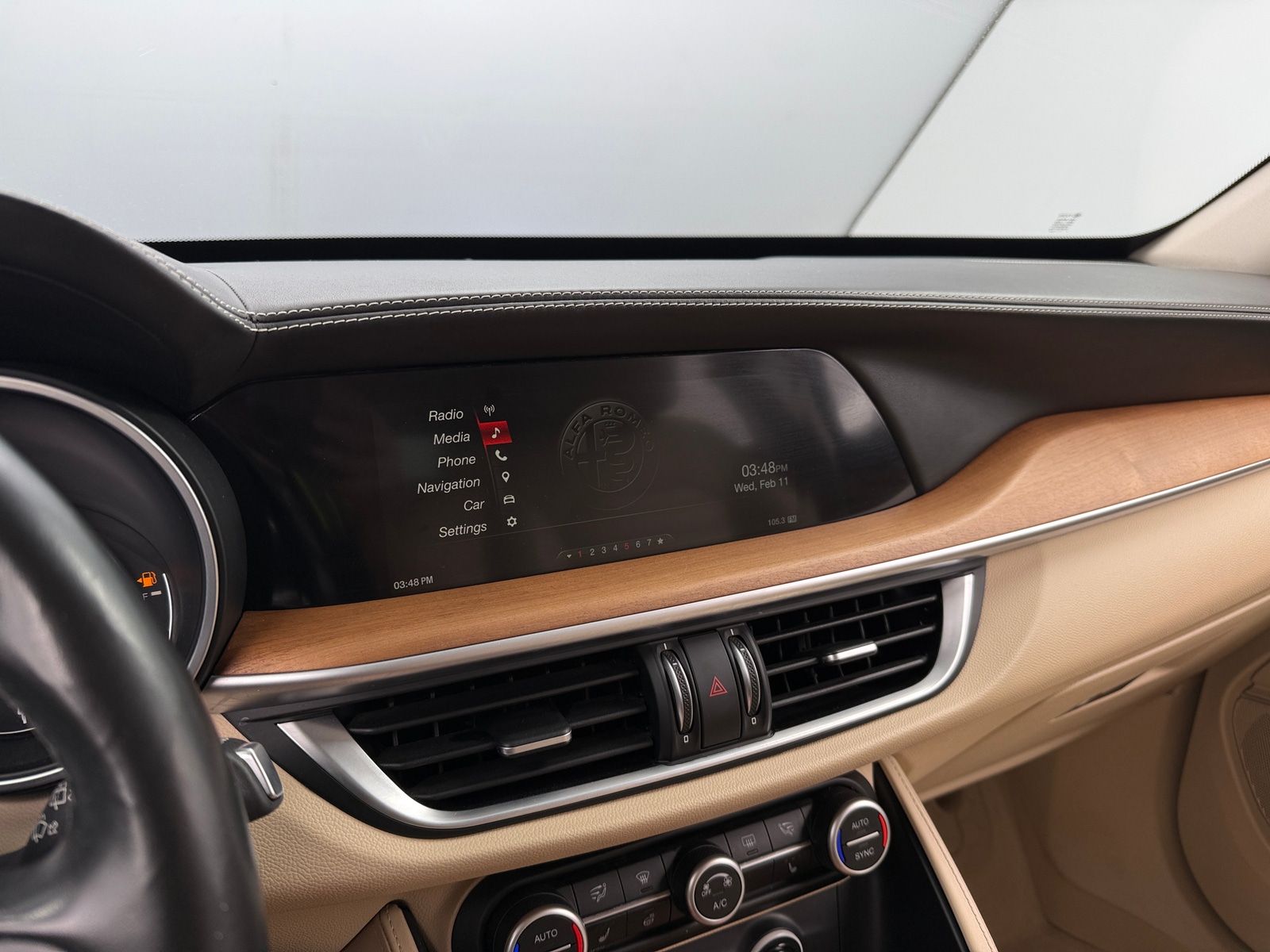 Thumbnail: 2019 Alfa Romeo Stelvio - 3