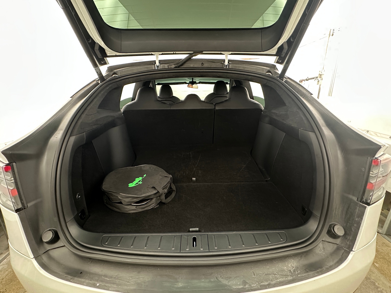 Thumbnail: 2020 Tesla Model X - 6