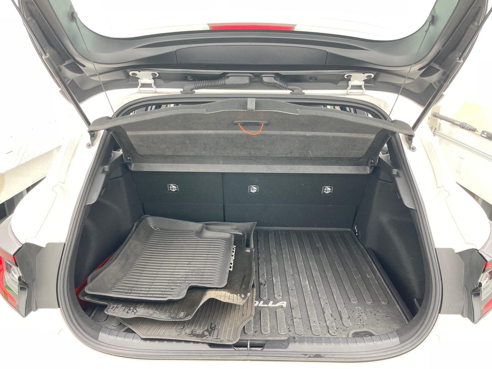 Thumbnail: 2023 Toyota Corolla - 7