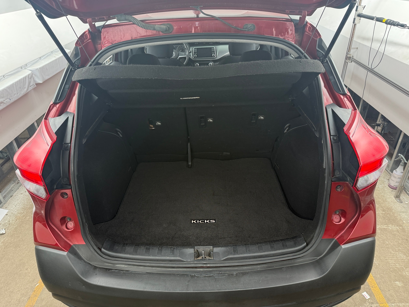 Thumbnail: 2019 Nissan Kicks - 7