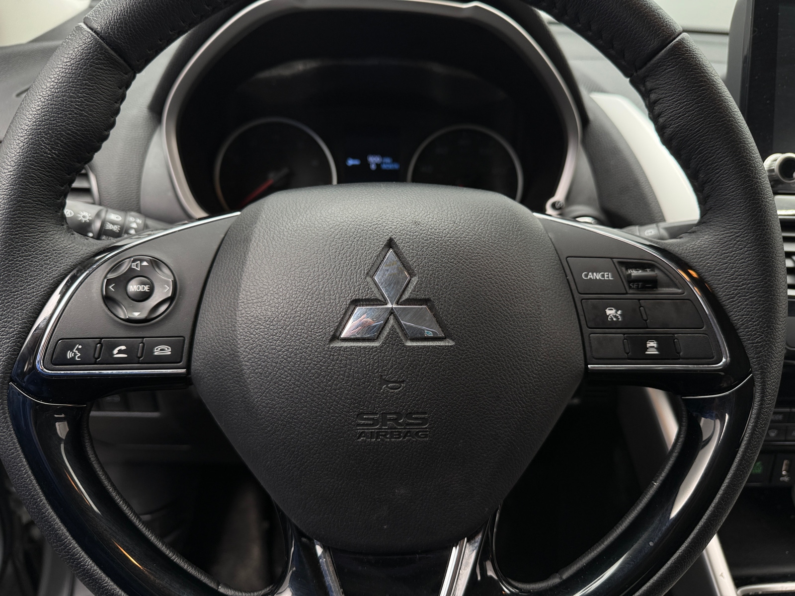 Thumbnail: 2025 Mitsubishi Eclipse Cross - 4