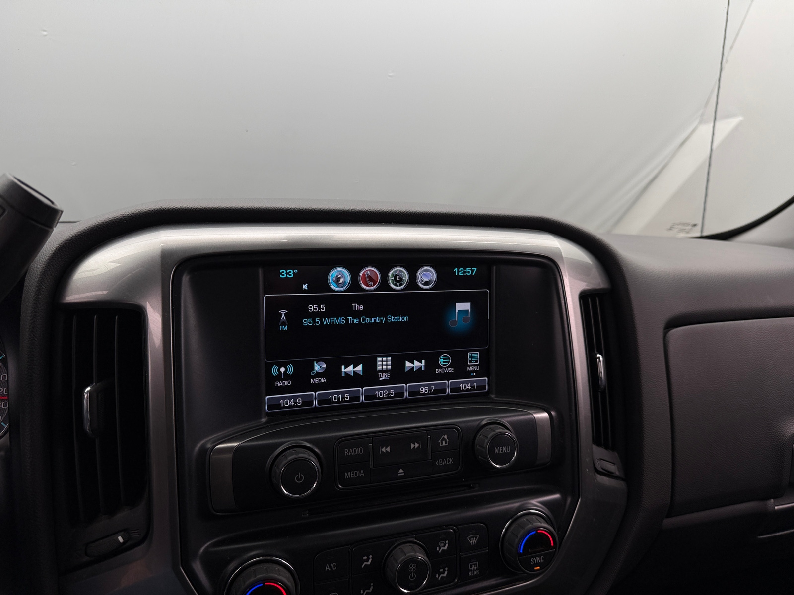 Thumbnail: 2017 Chevrolet Silverado 2500 - 4