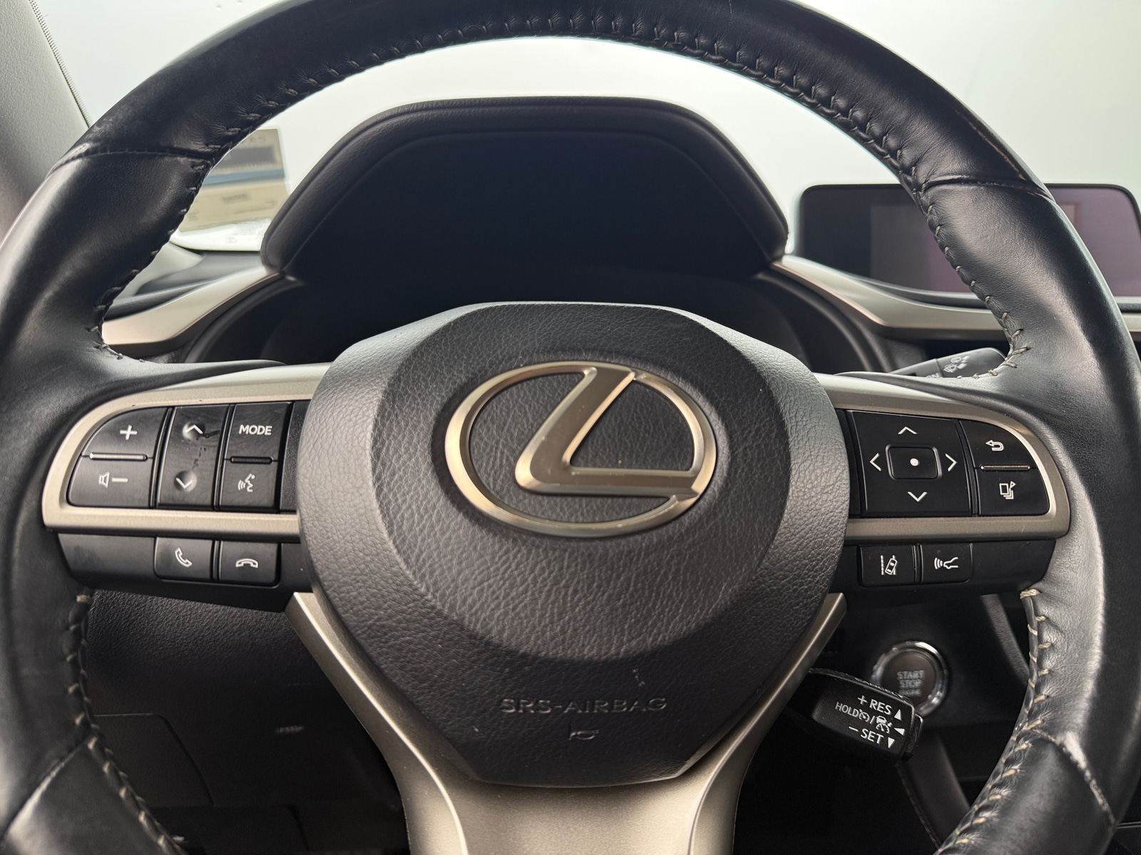 Thumbnail: 2018 Lexus RX - 5