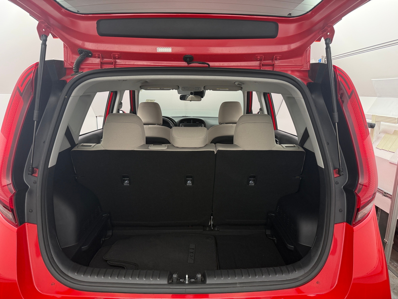 Thumbnail: 2020 Kia Soul - 7