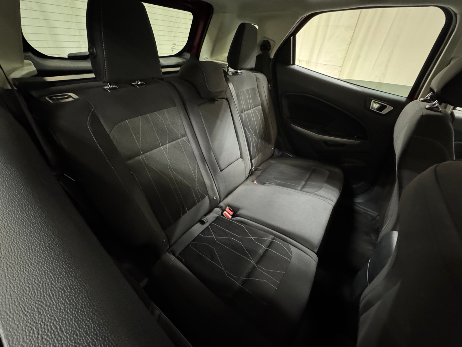 Thumbnail: 2018 Ford EcoSport - 6