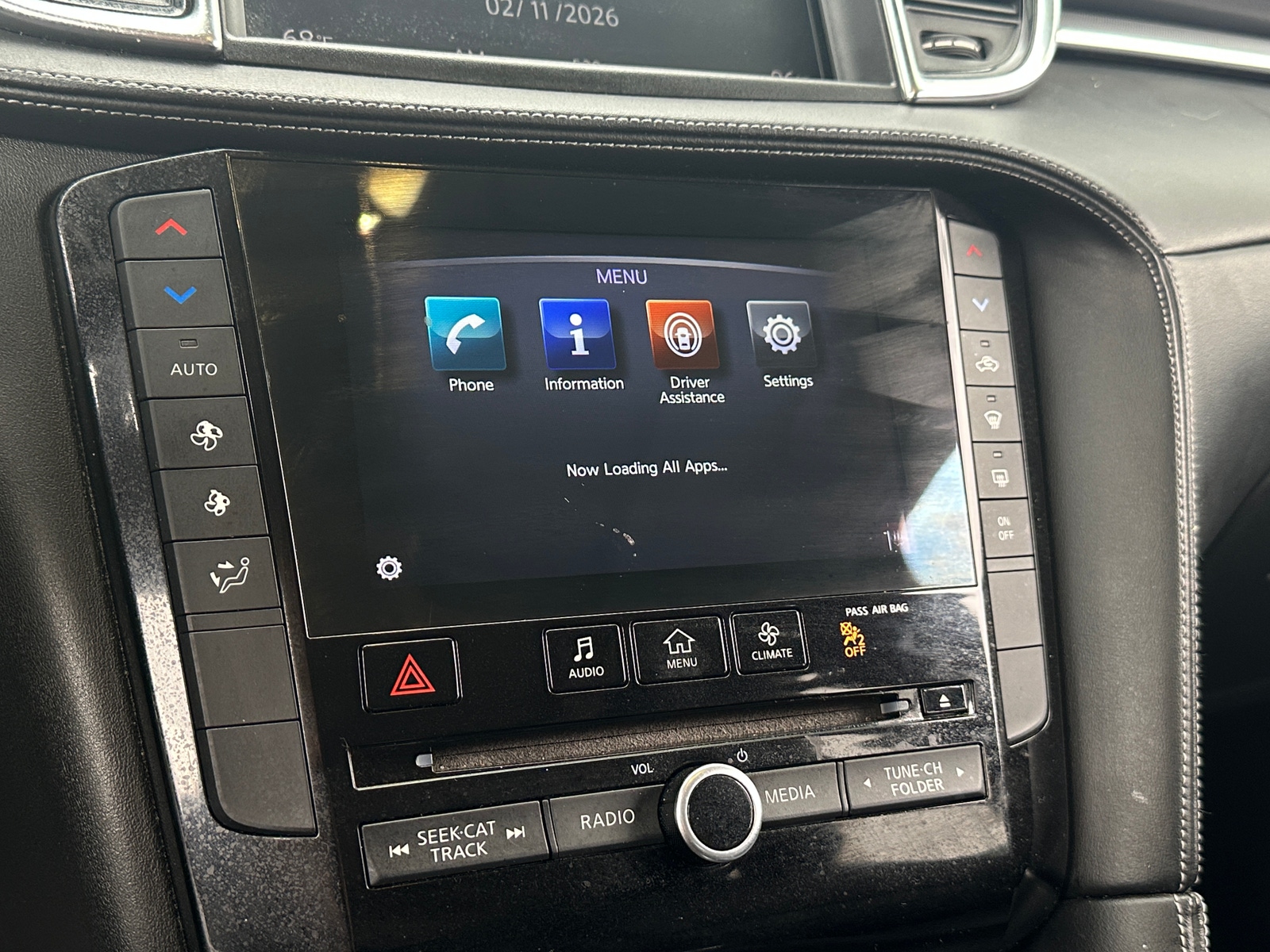 Thumbnail: 2019 INFINITI QX50 - 3