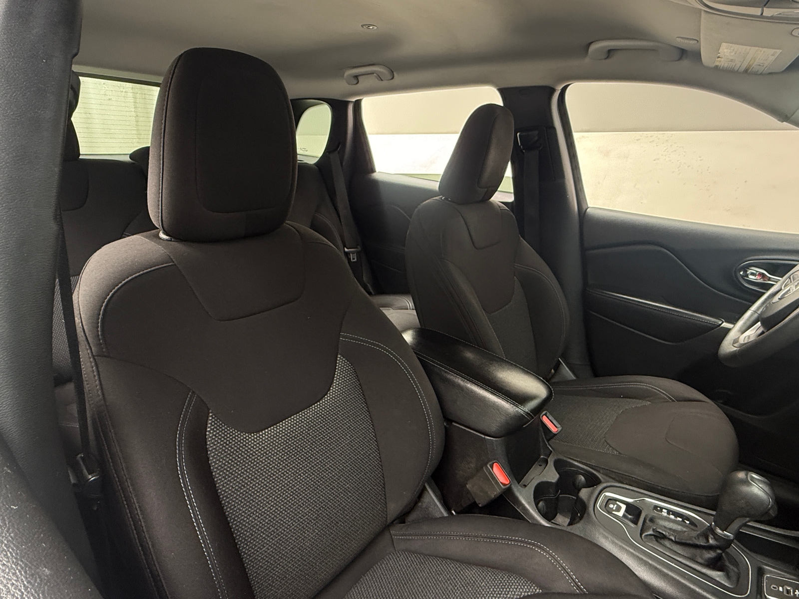 Thumbnail: 2020 Jeep Cherokee - 2