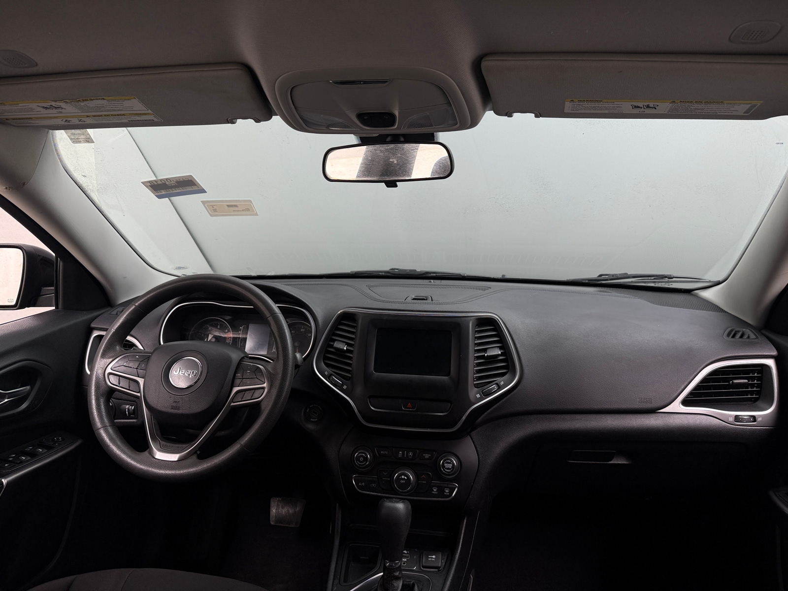 Thumbnail: 2020 Jeep Cherokee - 3