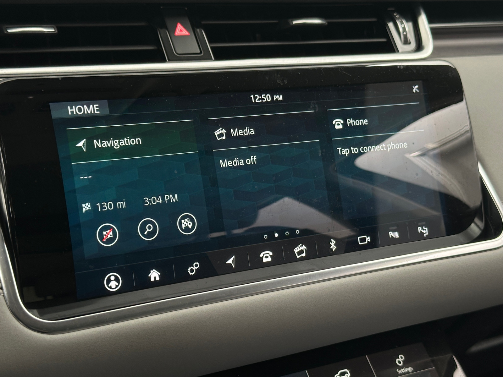 Thumbnail: 2020 Land Rover Range Rover Evoque - 3