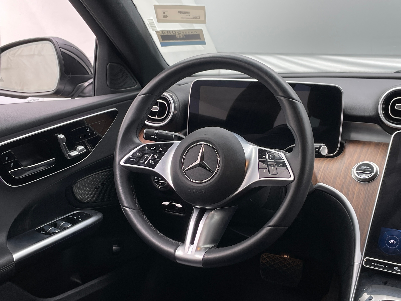 Thumbnail: 2025 Mercedes-Benz C-Class - 4