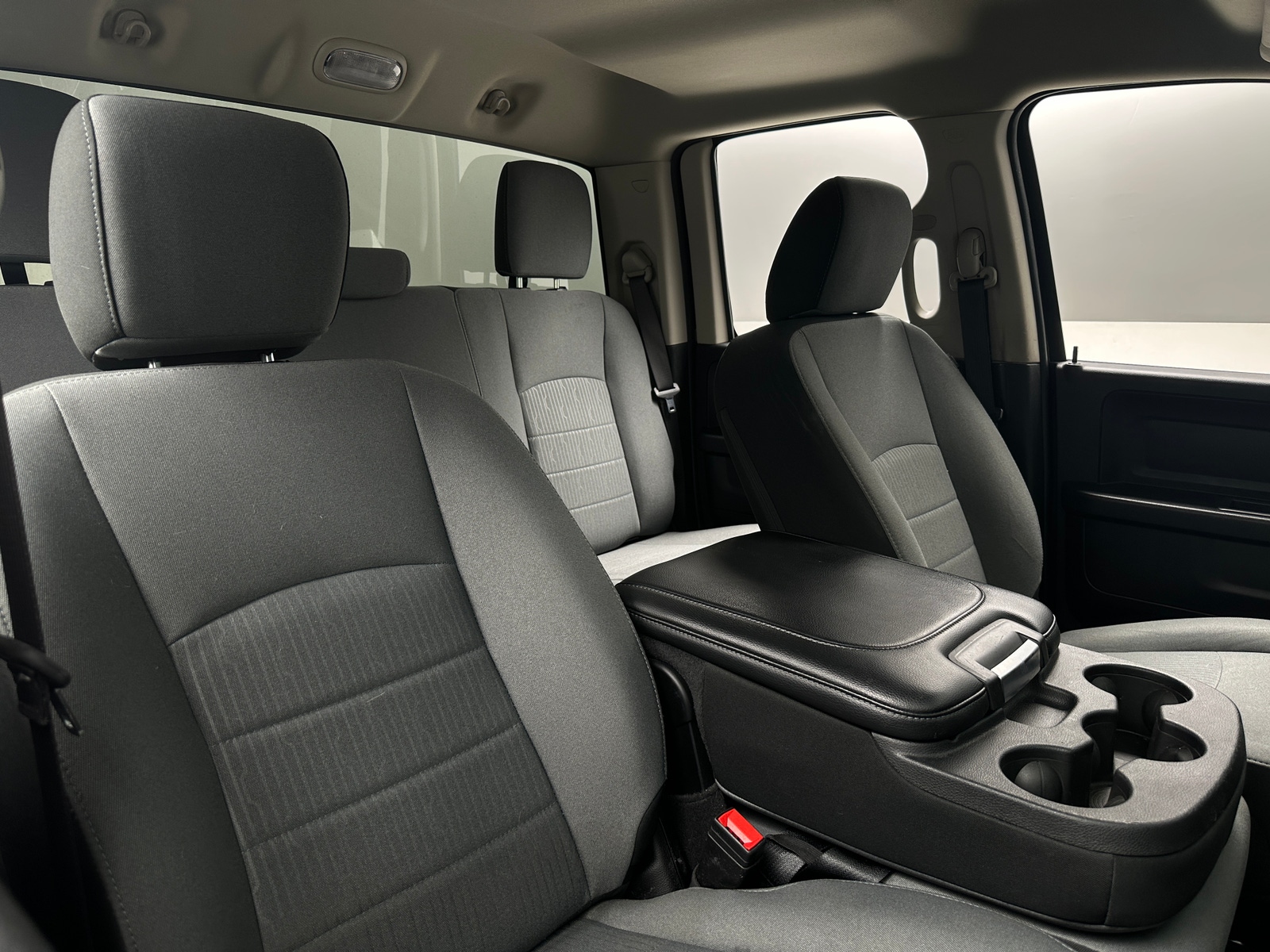 Thumbnail: 2022 RAM 1500 Classic - 2