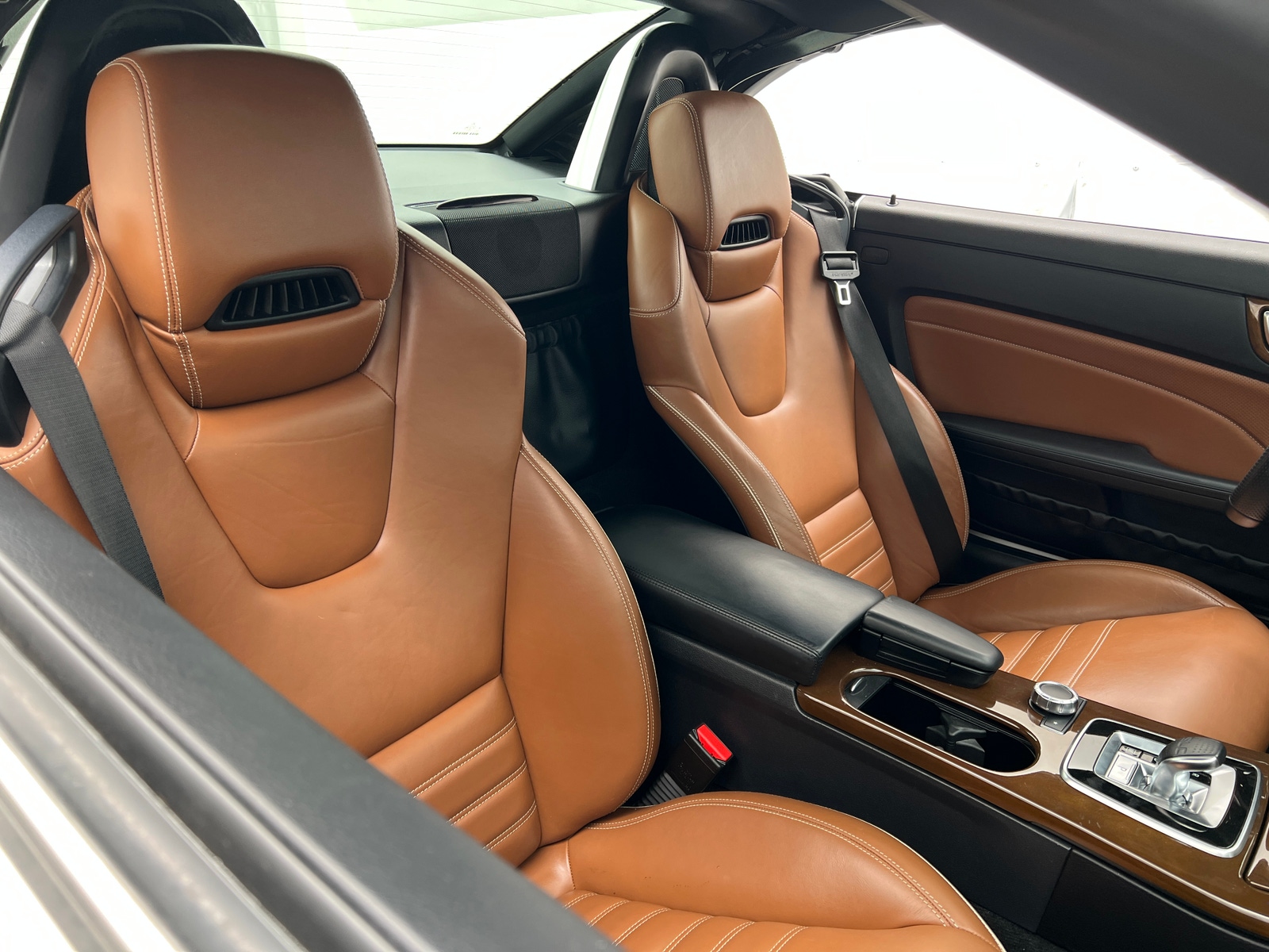 Thumbnail: 2018 Mercedes-Benz SLC - 2