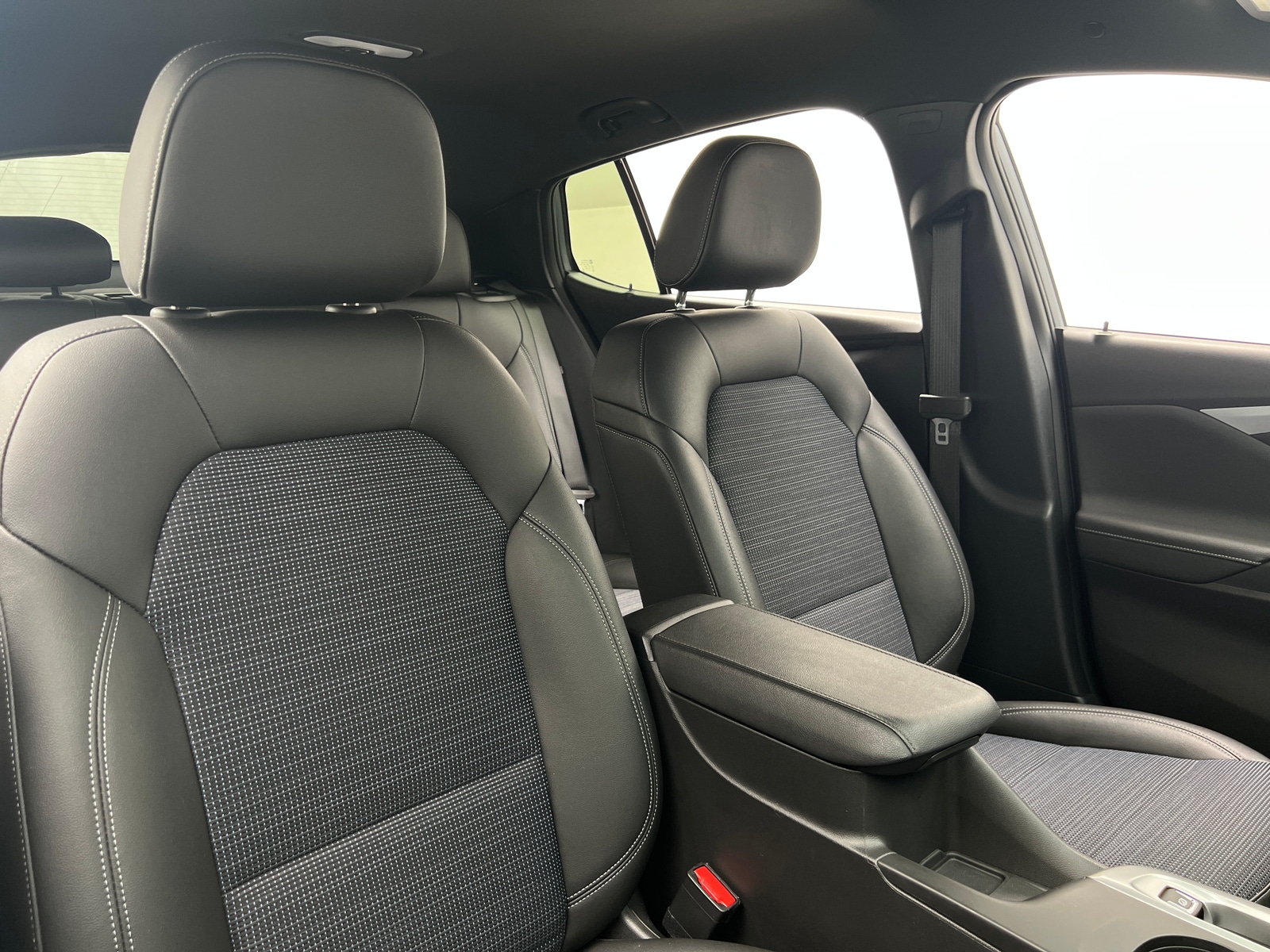 Thumbnail: 2025 Buick Envista - 2