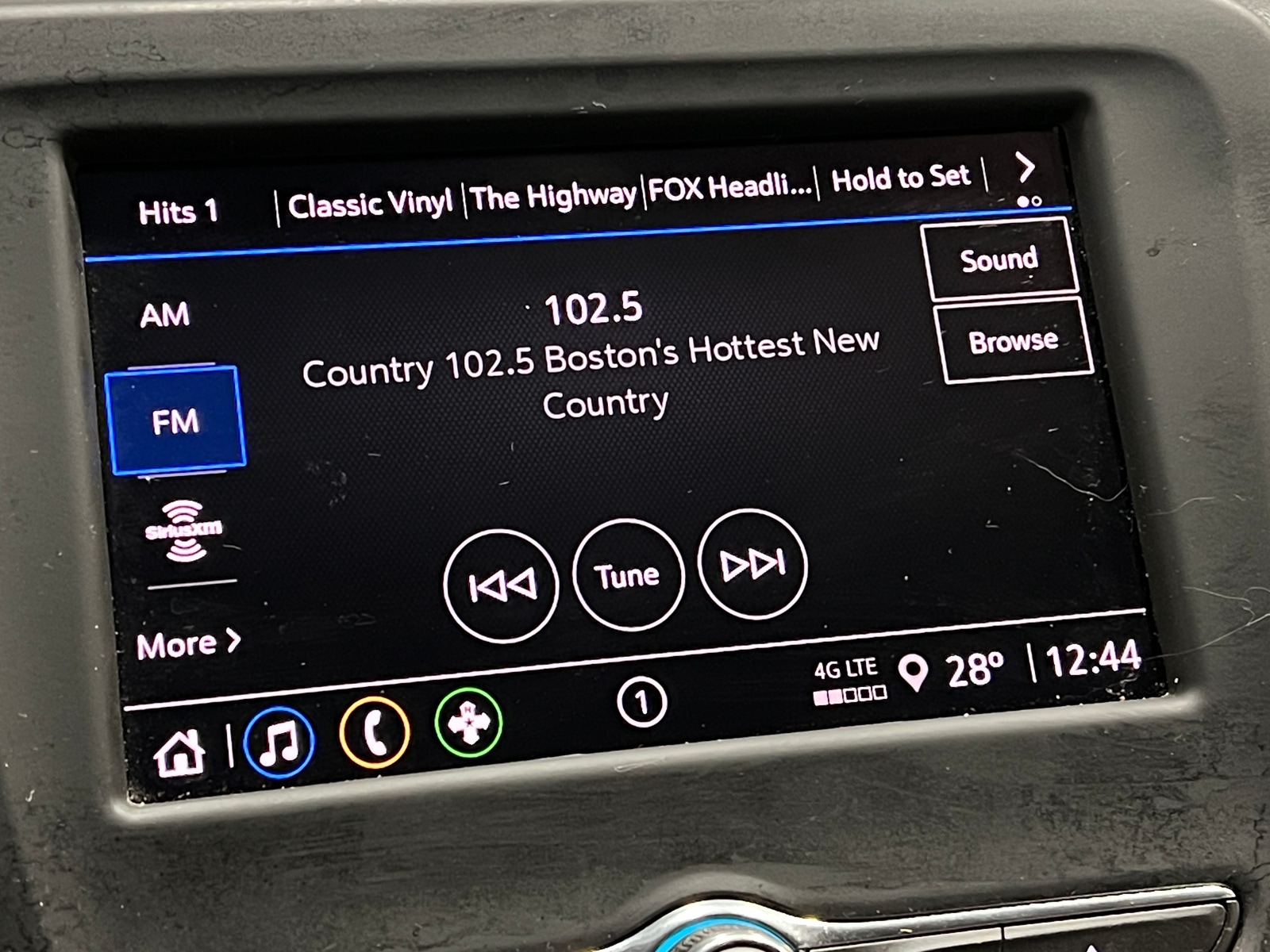 Thumbnail: 2023 Chevrolet Equinox - 4