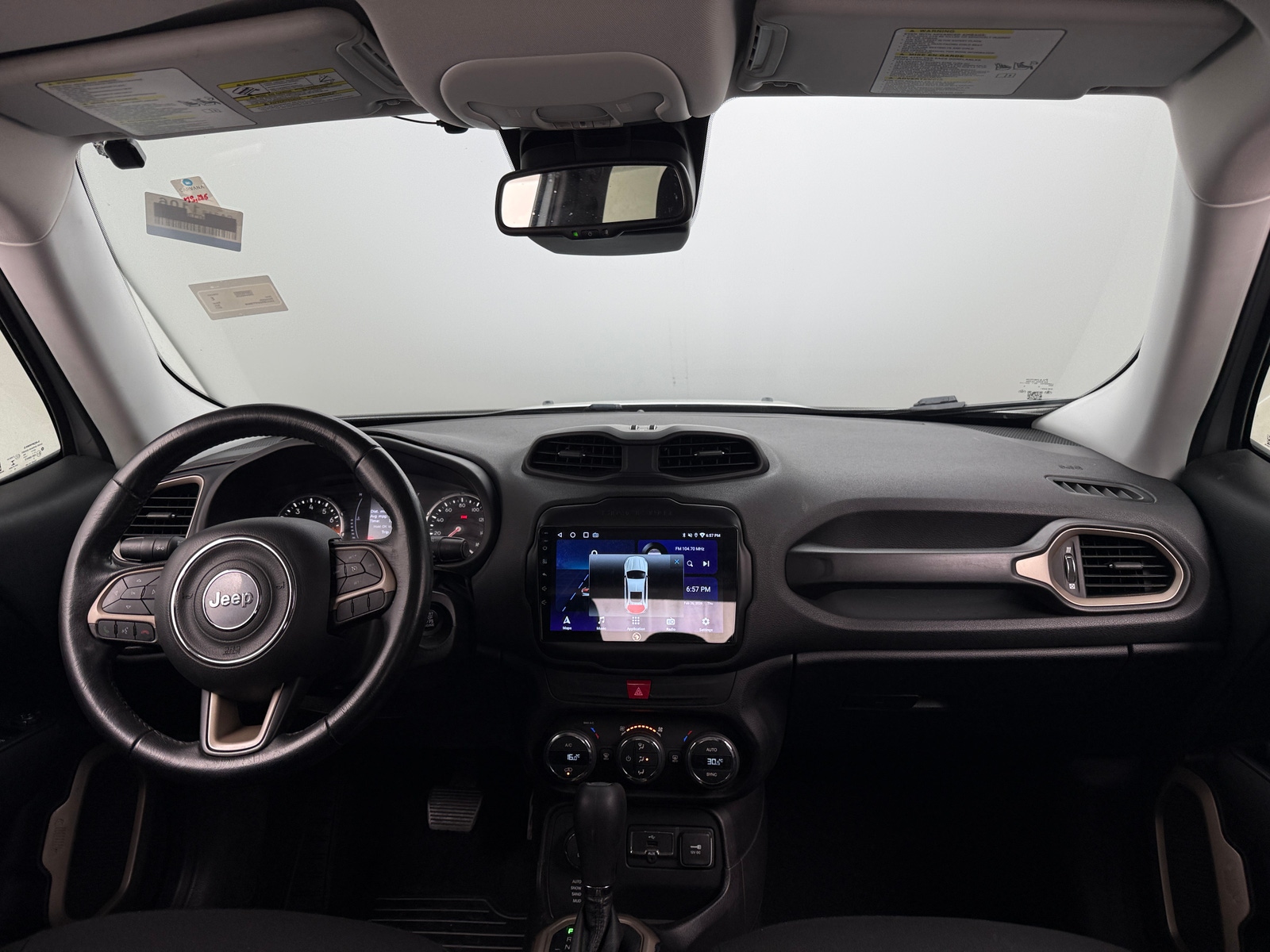 Thumbnail: 2017 Jeep Renegade - 3