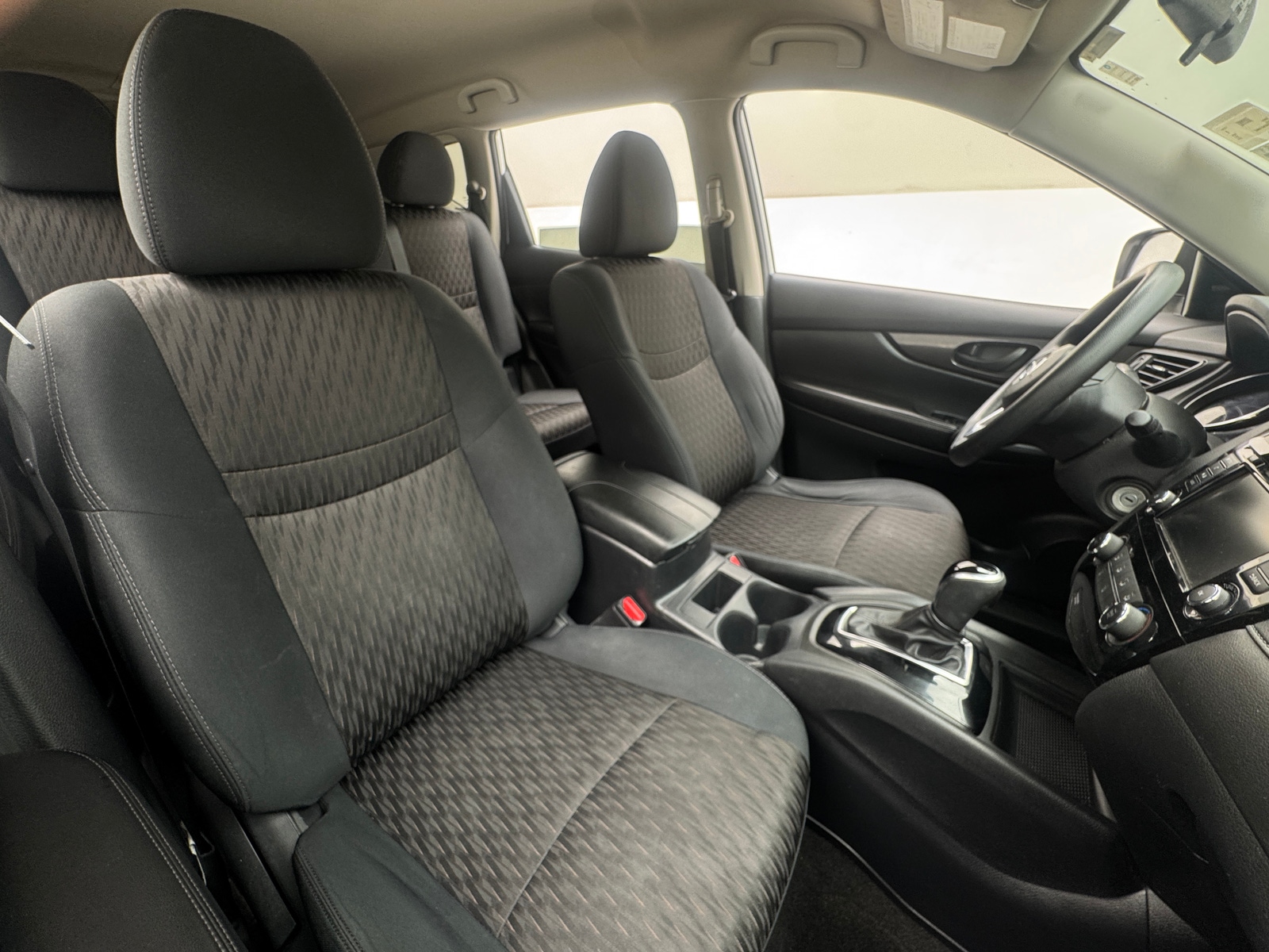 Thumbnail: 2019 Nissan Rogue - 2