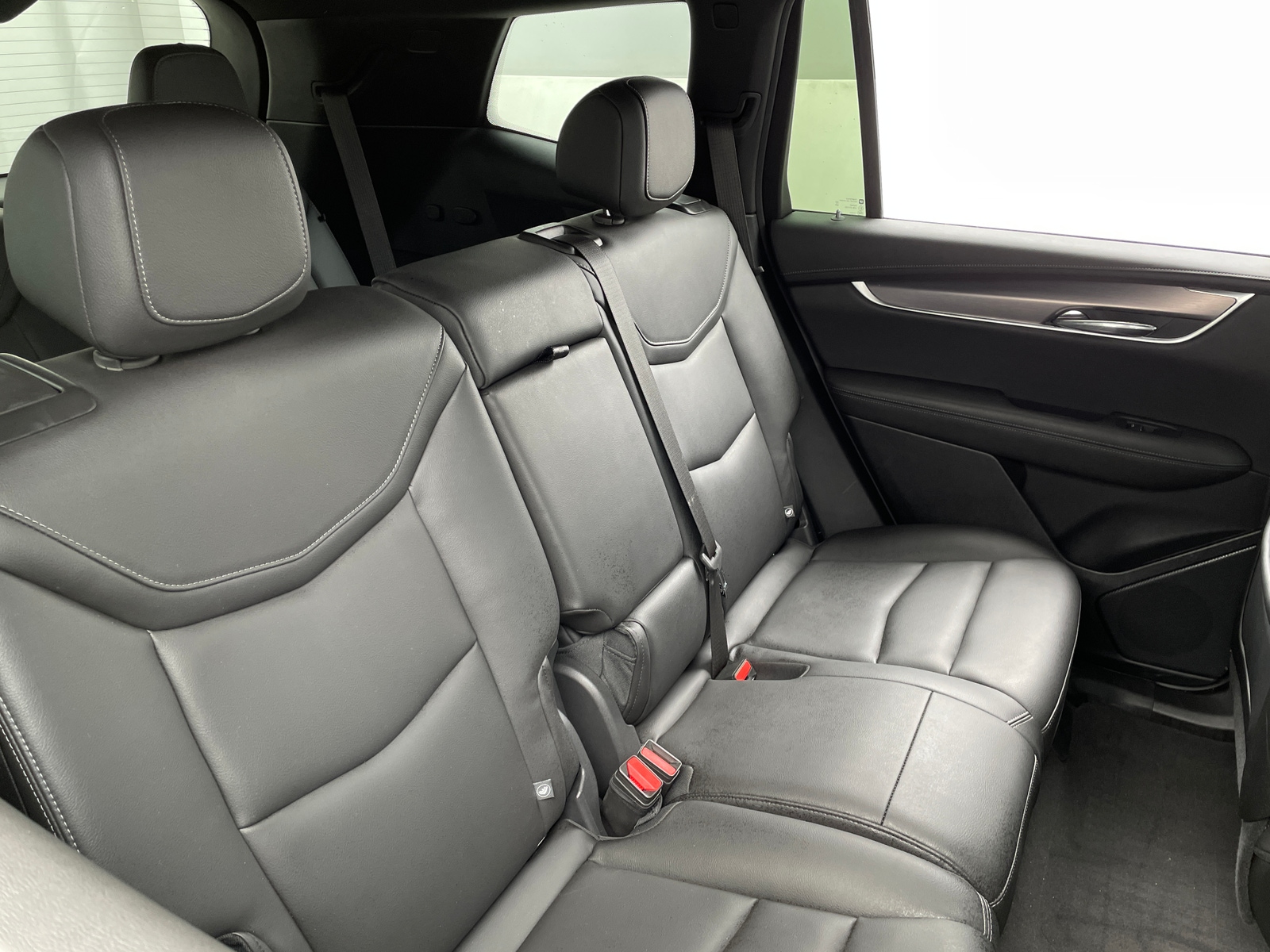 Thumbnail: 2024 Cadillac XT6 - 5