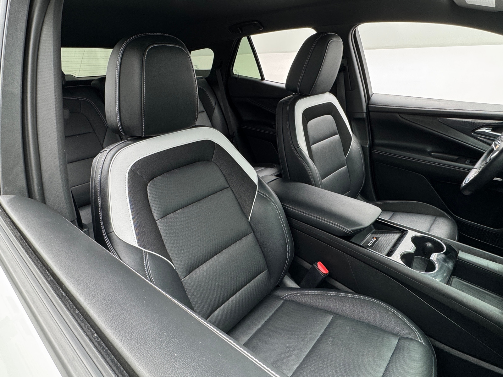 Thumbnail: 2024 Chevrolet Blazer EV - 2