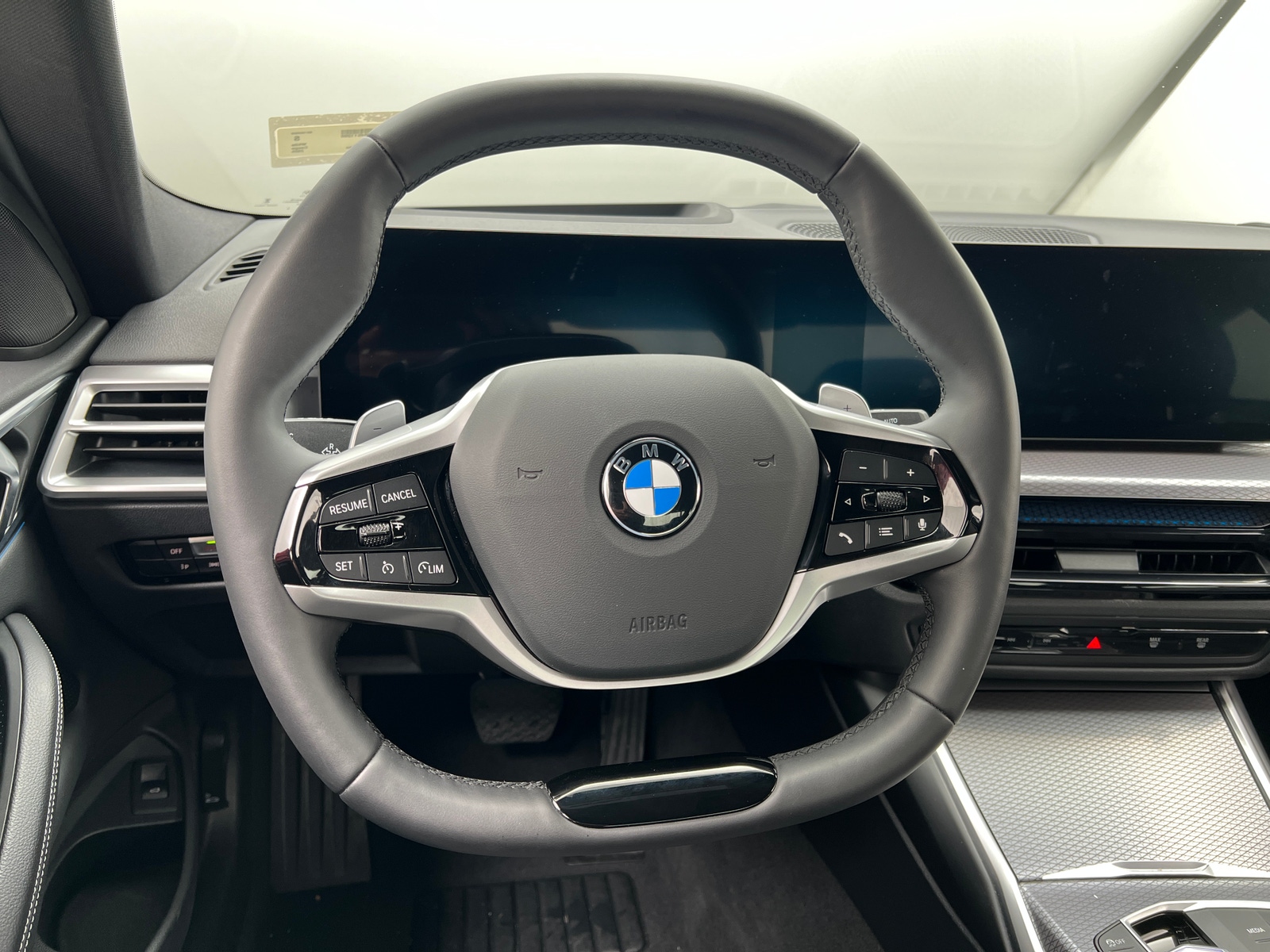 Thumbnail: 2025 BMW 4 Series - 3