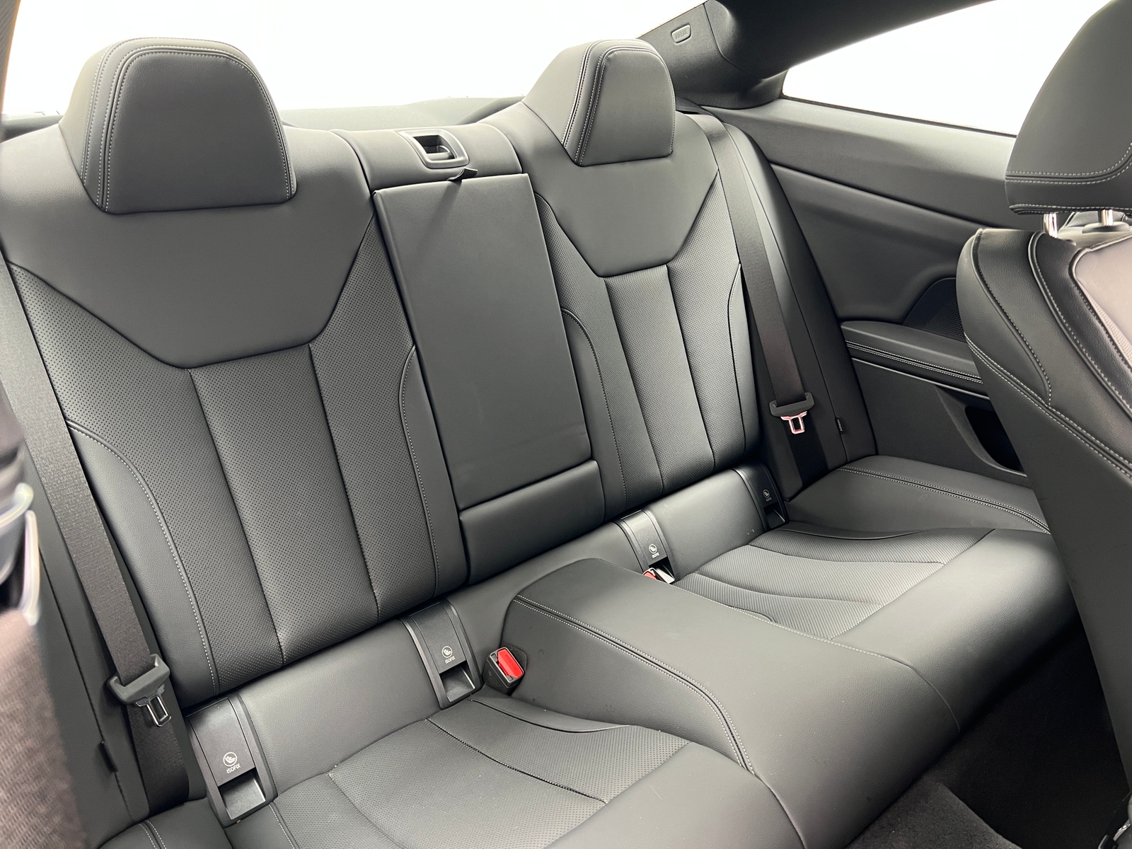 Thumbnail: 2025 BMW 4 Series - 4