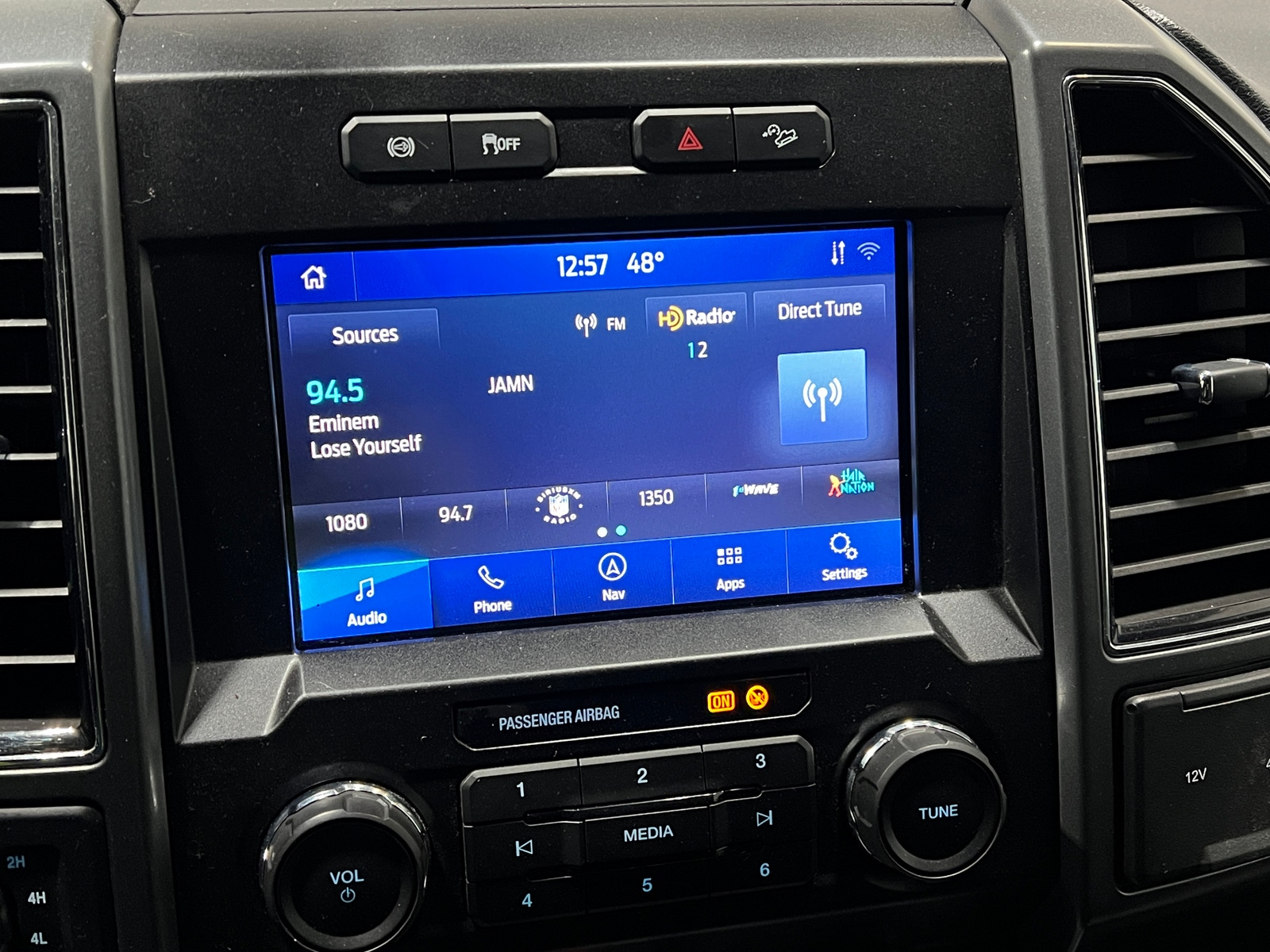 Thumbnail: 2022 Ford Econoline - 4