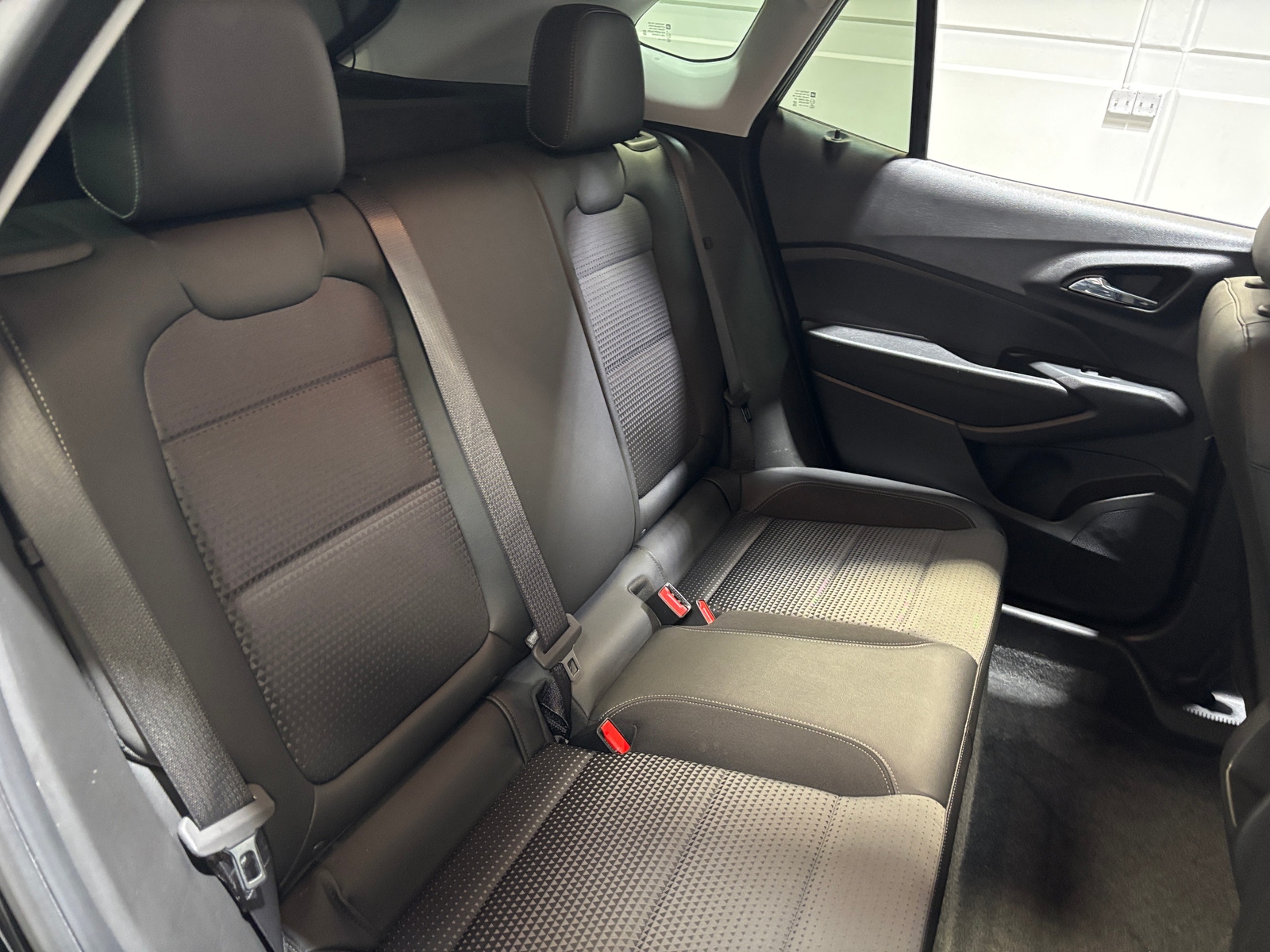 Thumbnail: 2025 Chevrolet Trax - 6