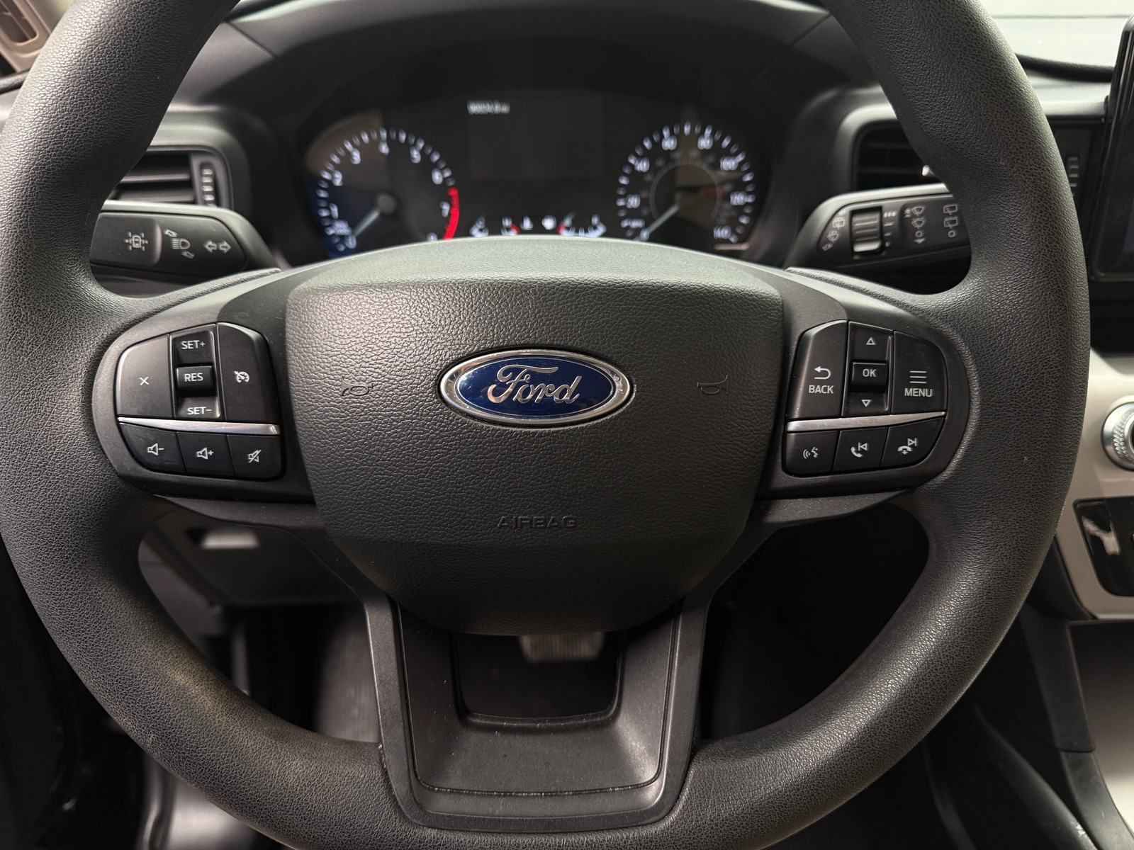 Thumbnail: 2022 Ford Explorer - 5