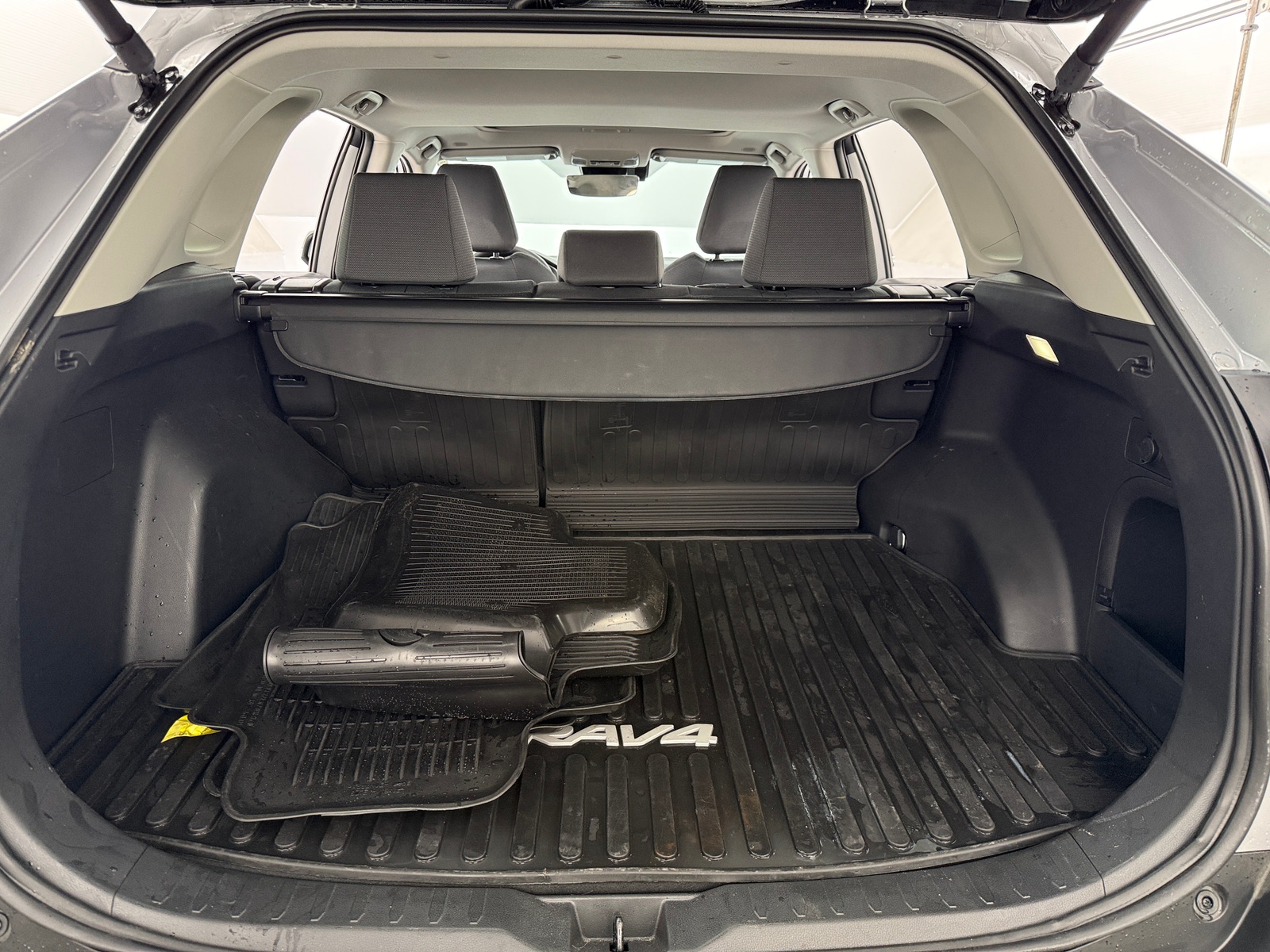 Thumbnail: 2025 Toyota RAV4 - 7