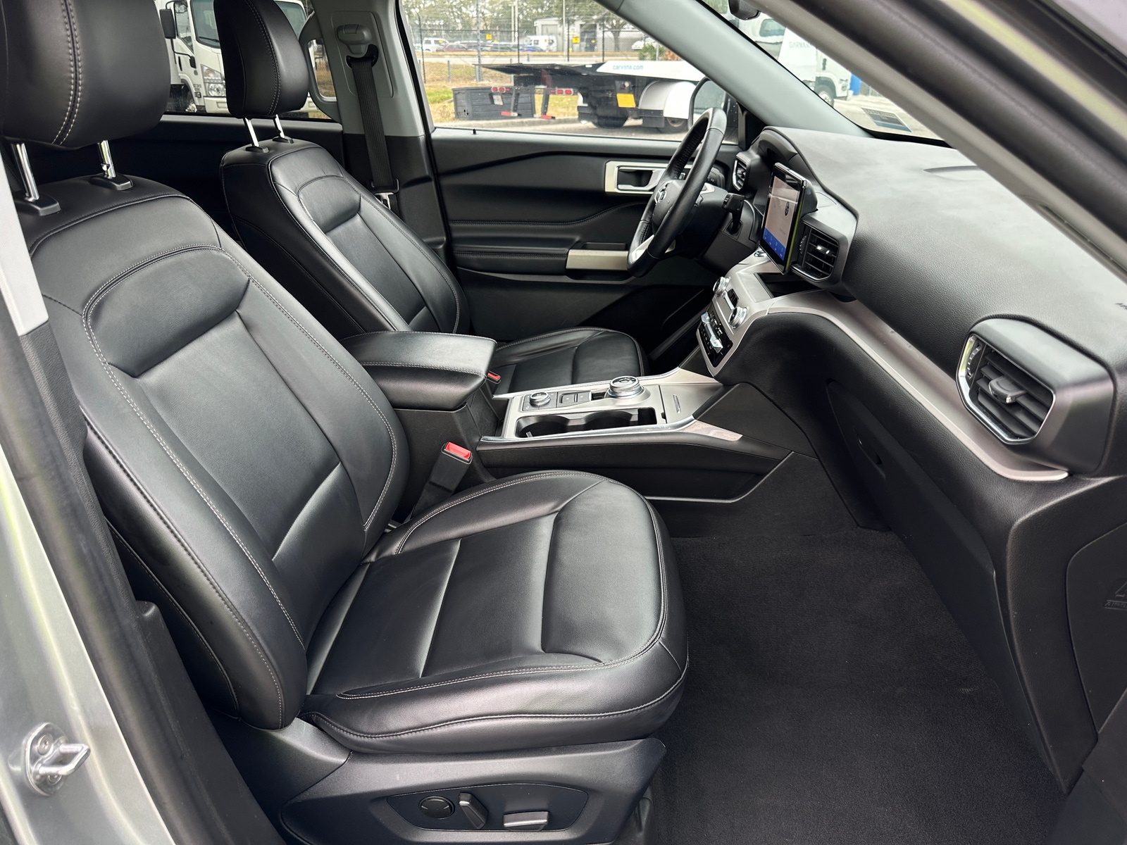 Thumbnail: 2023 Ford Explorer - 2