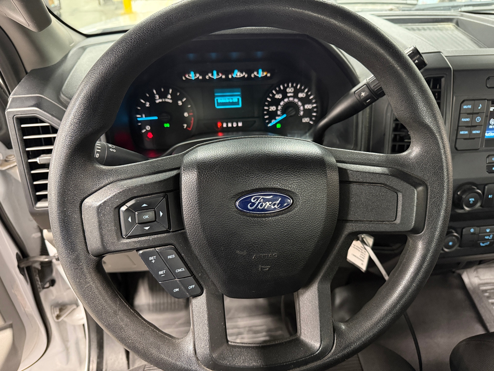 Thumbnail: 2019 Ford Econoline - 5