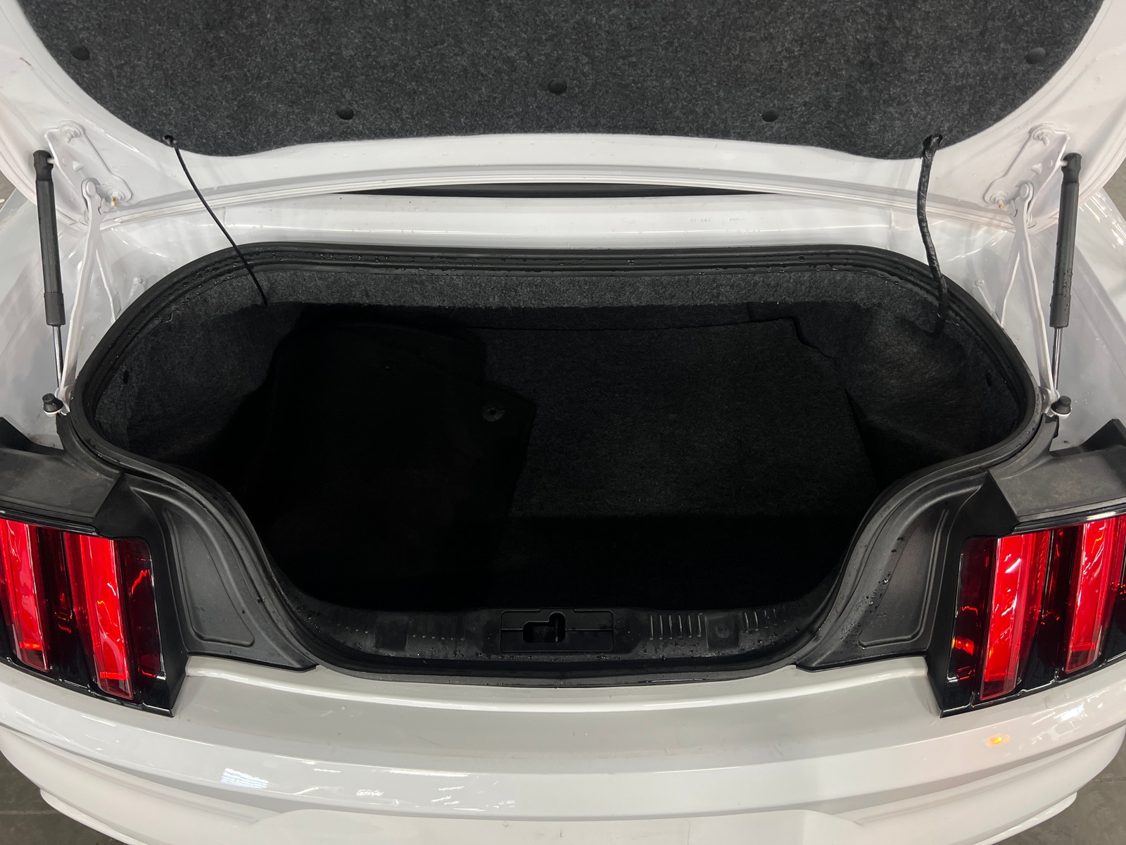 Thumbnail: 2016 Ford Mustang - 7