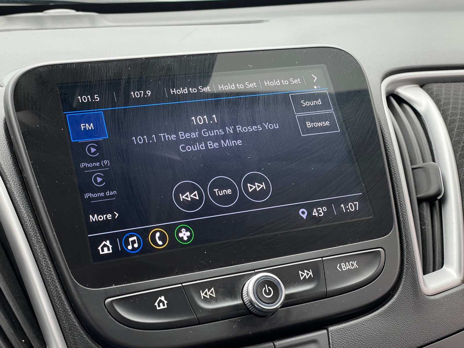 Thumbnail: 2024 Chevrolet Malibu - 4