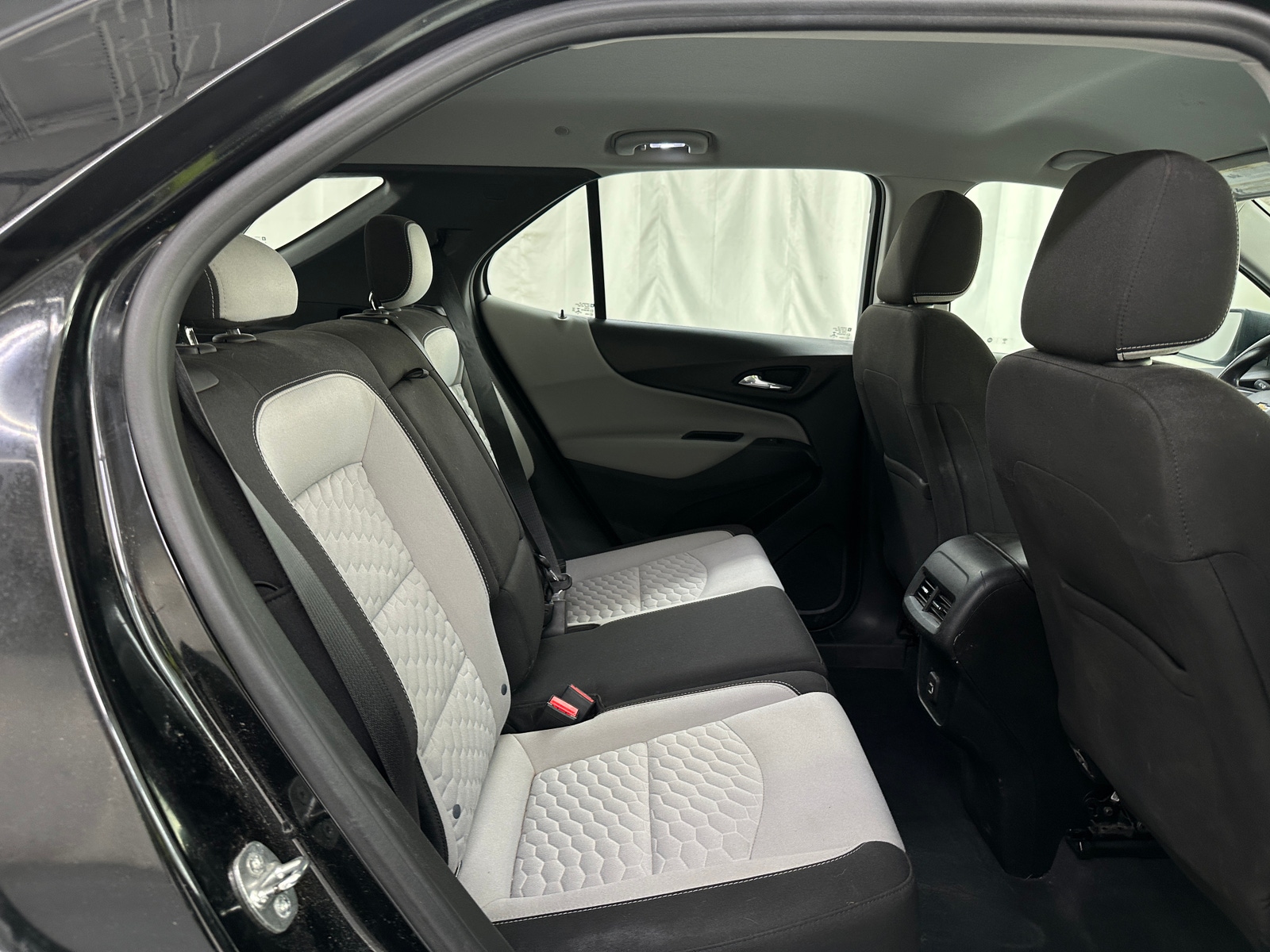 Thumbnail: 2020 Chevrolet Equinox - 6