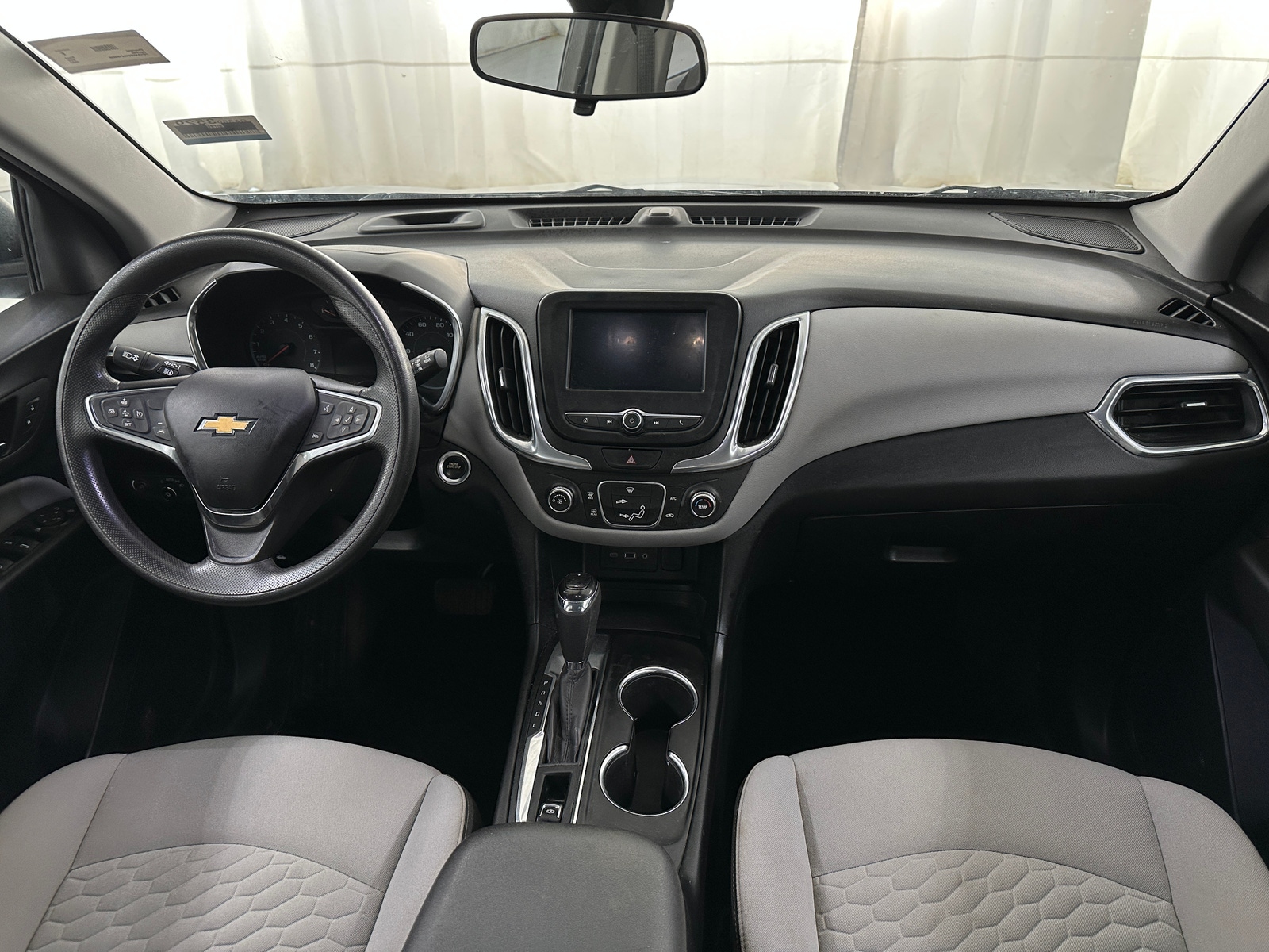 Thumbnail: 2020 Chevrolet Equinox - 3