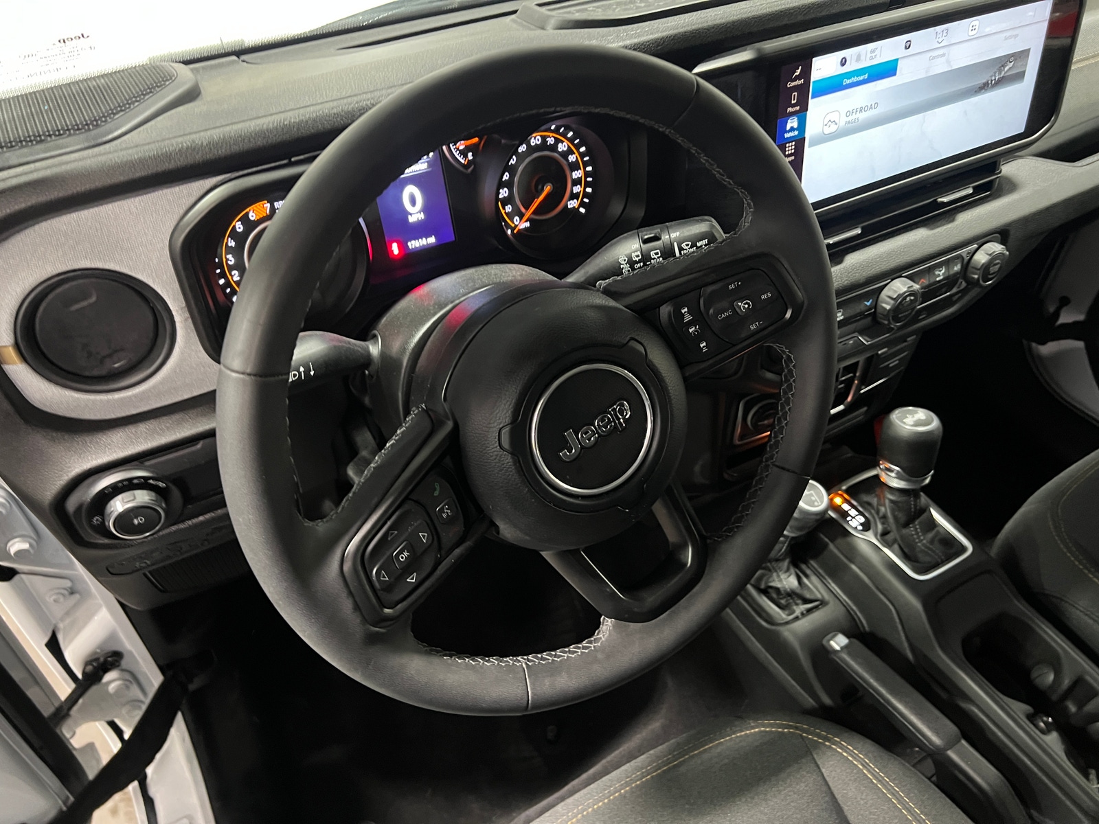 Thumbnail: 2025 Jeep Wrangler - 5