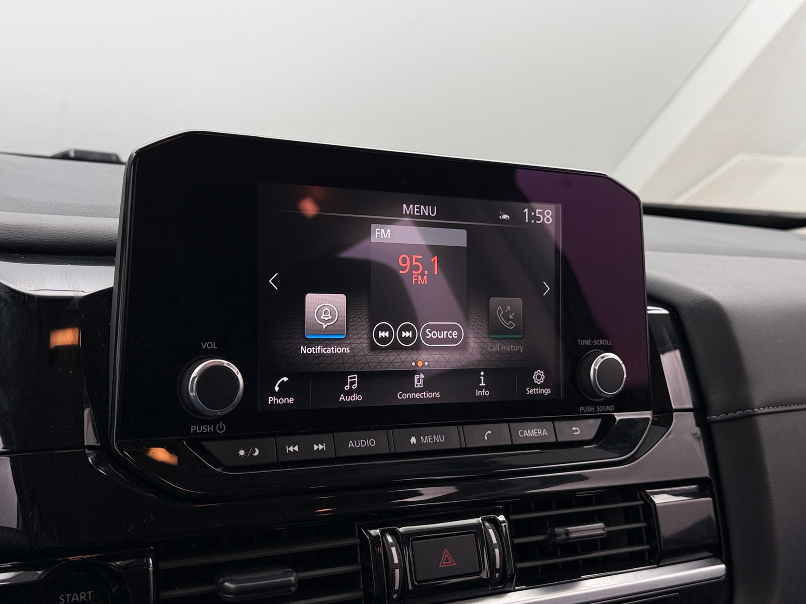 Thumbnail: 2025 Nissan Pathfinder - 4