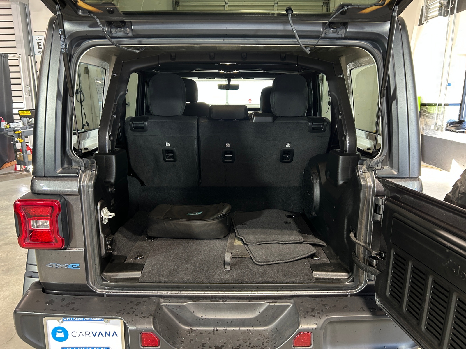 Thumbnail: 2023 Jeep Wrangler - 7