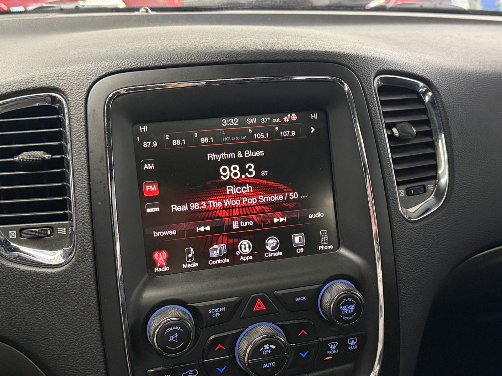 Thumbnail: 2016 Dodge Durango - 3