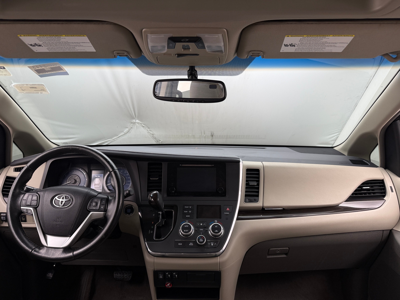 Thumbnail: 2015 Toyota Sienna - 2