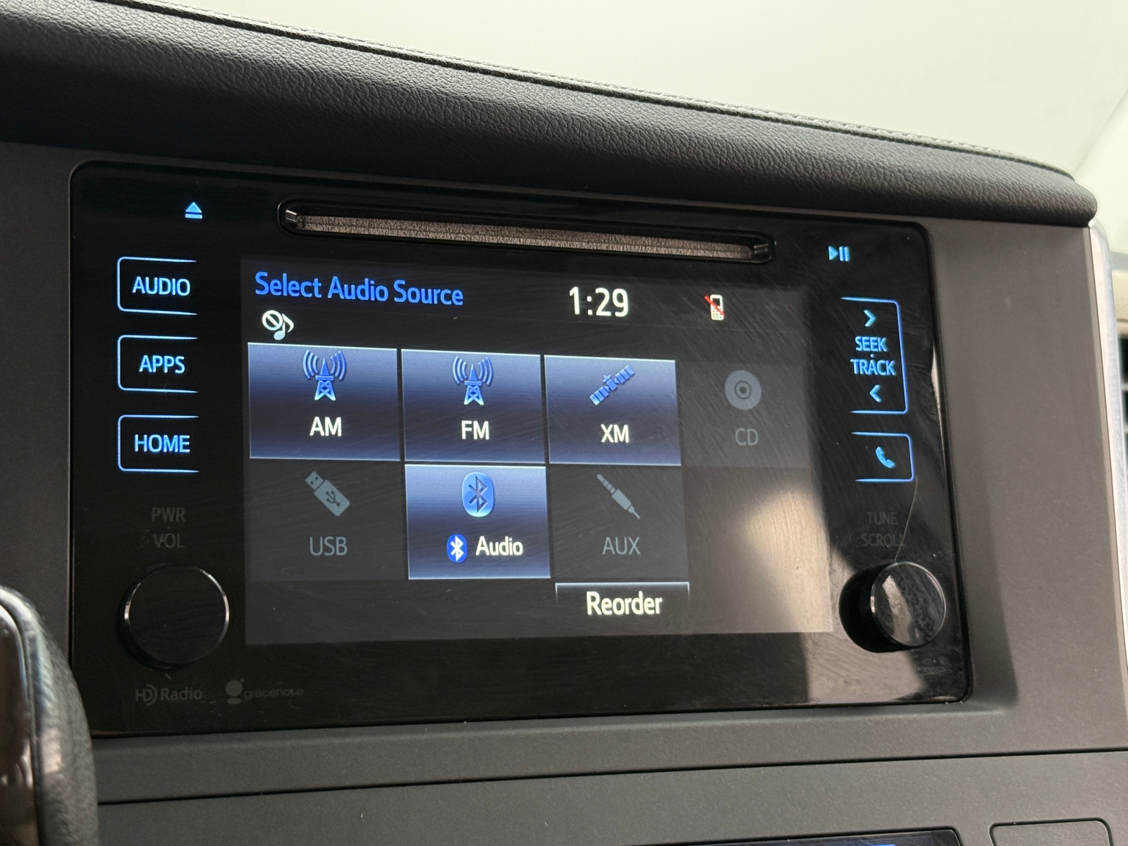 Thumbnail: 2015 Toyota Sienna - 3