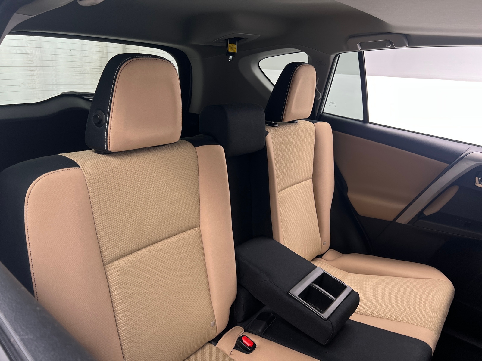 Thumbnail: 2017 Toyota RAV4 - 6