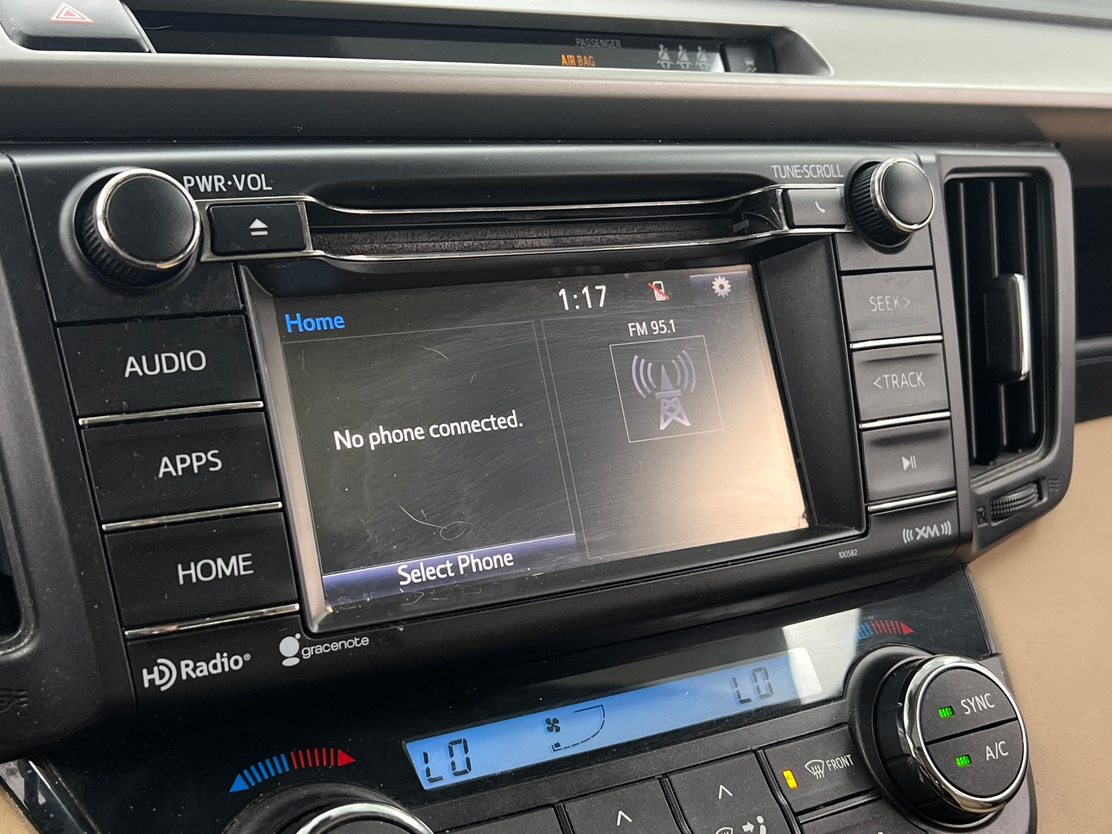 Thumbnail: 2017 Toyota RAV4 - 4