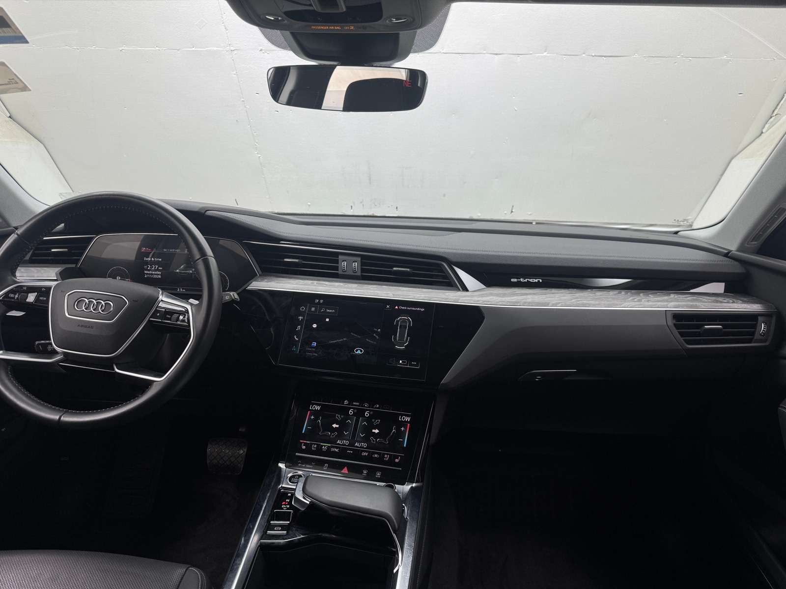 Thumbnail: 2021 Audi e-tron - 2