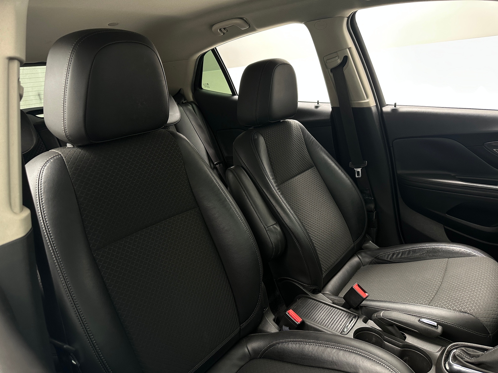 Thumbnail: 2017 Buick Encore - 2