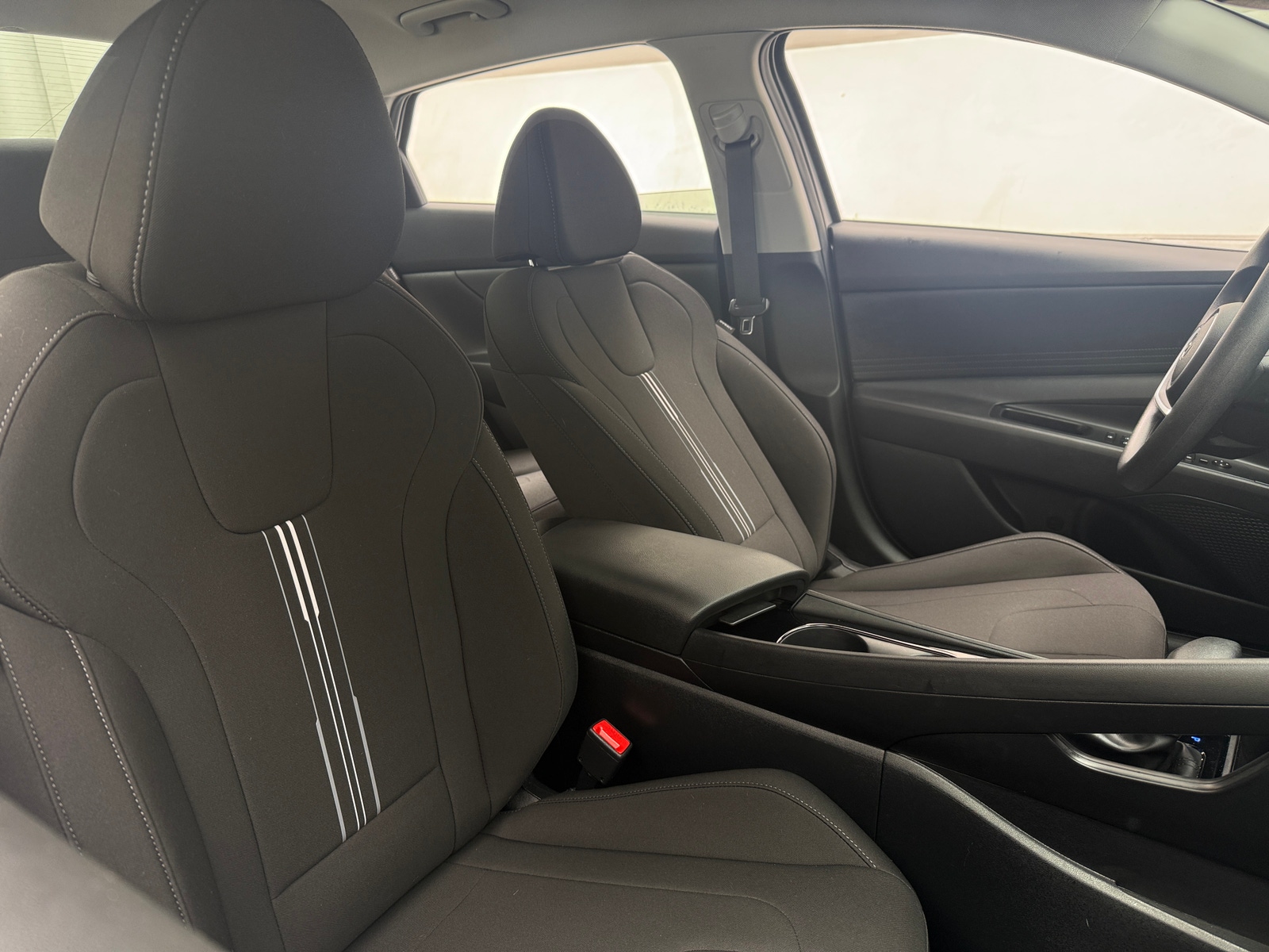 Thumbnail: 2025 Hyundai Elantra - 2