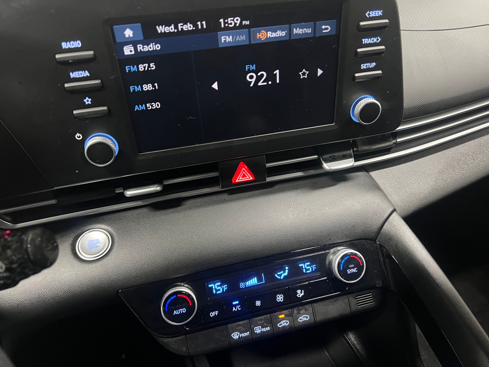 Thumbnail: 2025 Hyundai Elantra - 4