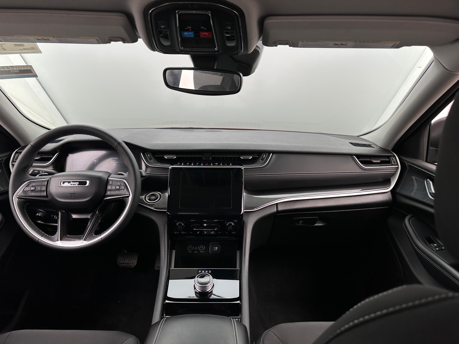 Thumbnail: 2023 Jeep Grand Cherokee - 3