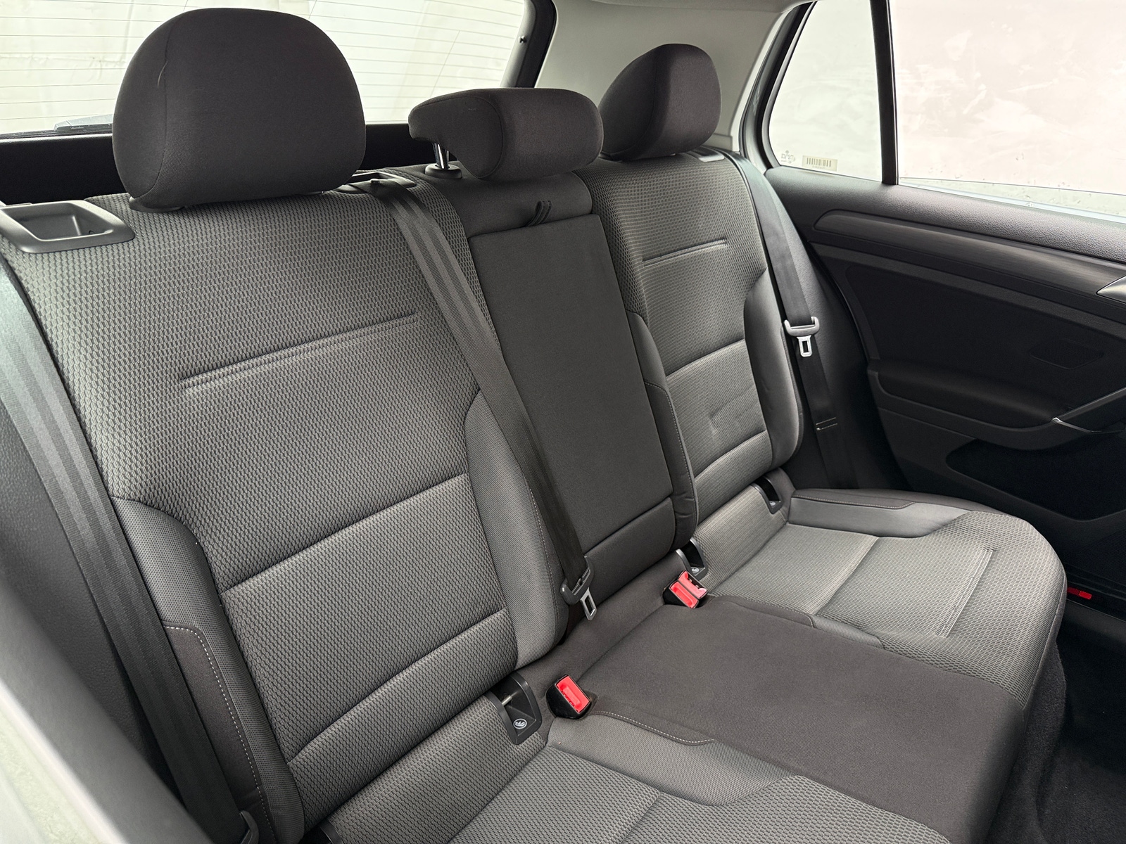 Thumbnail: 2018 Volkswagen Golf - 6