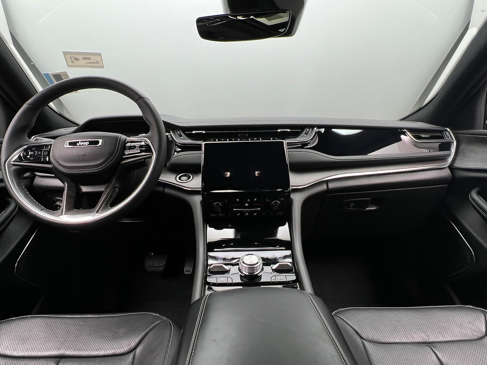 Thumbnail: 2024 Jeep Grand Cherokee - 2