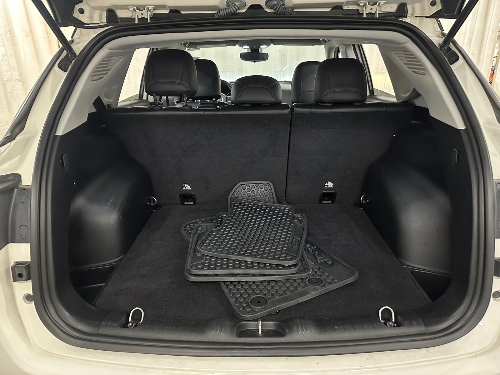 Thumbnail: 2019 Jeep Compass - 7